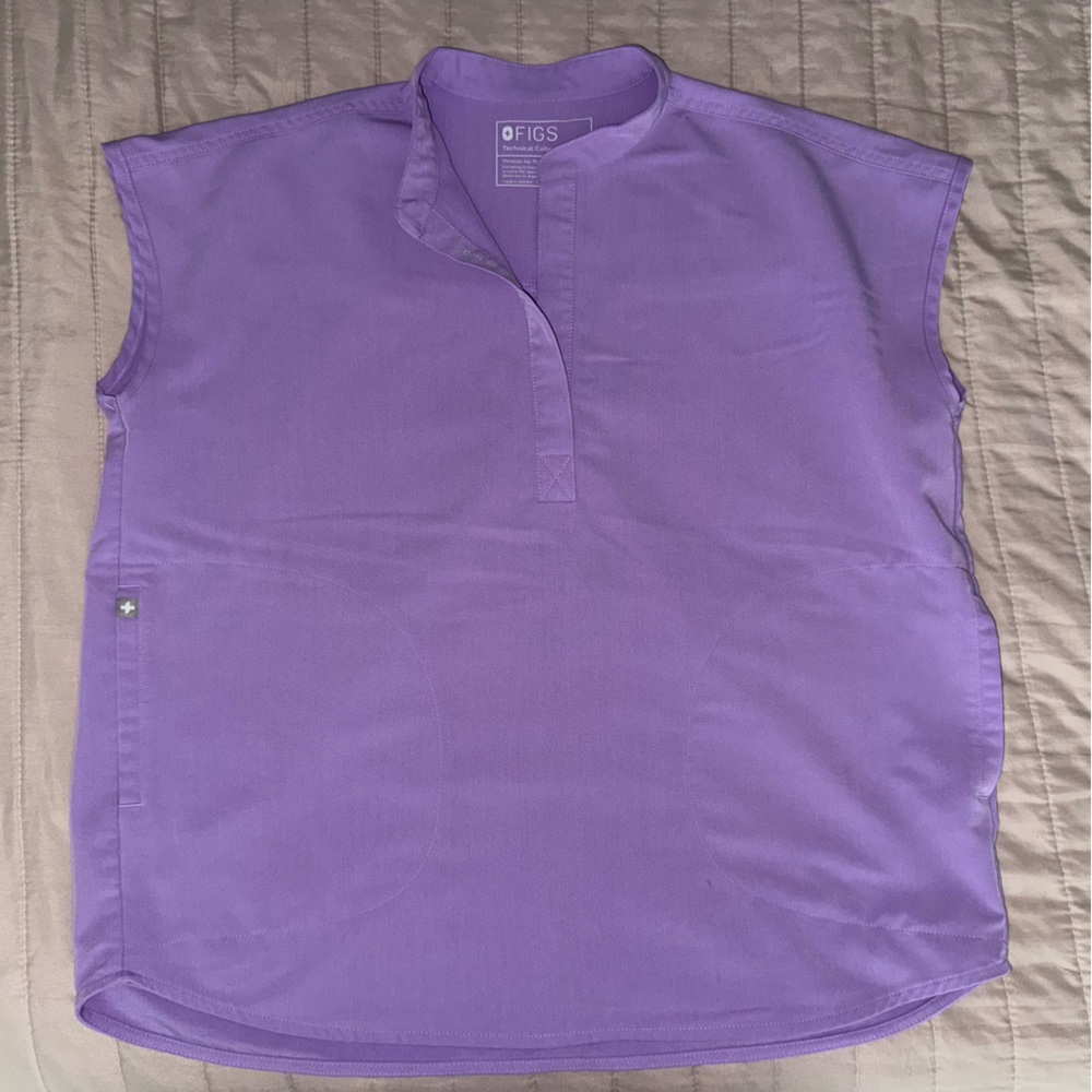 Lavender Dawn Rafaela Oversized Scrub Top